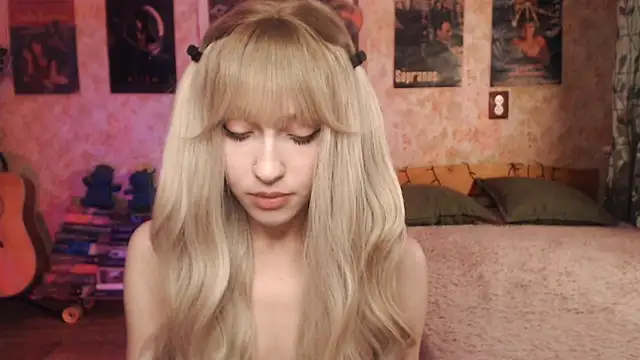 Friendly Ellie online show from 03.16.25