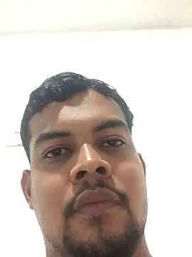 Snapshot of ElsecretodeBruno chatting on 02.25.25 ElsecretodeBruno online show from 02.25.25