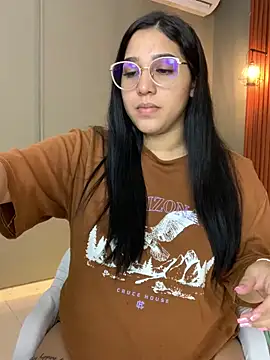 Amandanauty online show from 12.18.24