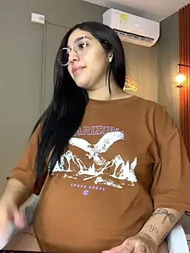 Amandanauty online show from 12.19.24