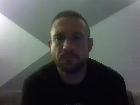 Snapshot of aroj95 chatting on 06.16.26 aroj95 online show from 06.16.26