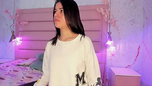 IvySanders1 online show from 11.19.25