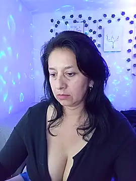 camilalatti online show from 02.17.25