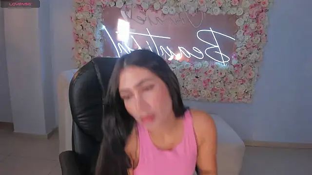 MarieJaneX online show from 12.18.24