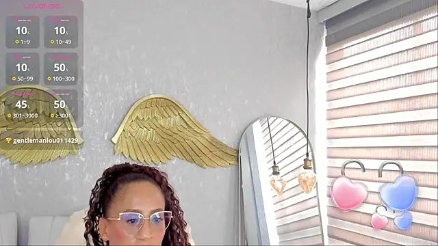 EmmaFerrary online show from 11.06.25