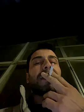 Snapshot of Emre-34 chatting on 12.03.25 Emre-34 online show from 12.03.25