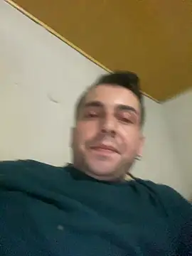 Snapshot of Emre-34 chatting on 02.22.26 Emre-34 online show from 02.22.26