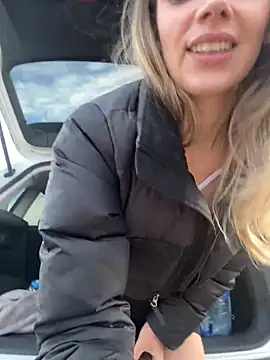 Snapshot of HopeHeaven chatting on 01.07.25 HopeHeaven online show from 01.07.25