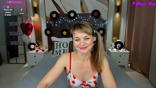 annasimonsj online show from 03.12.25