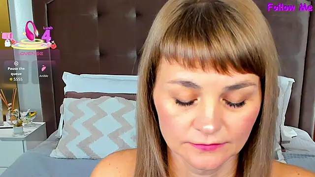 annasimonsj online show from 10.14.25