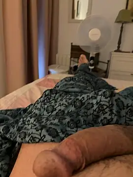 Snapshot of exhibcho chatting on 07.18.26 exhibcho online show from 07.18.26