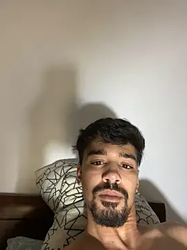 Snapshot of Hermanooooooo chatting on 06.04.26 Hermanooooooo online show from 06.04.26
