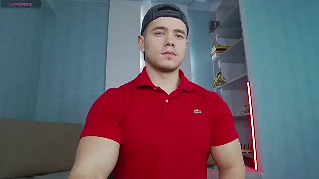 Arilas  online show from 02.14.25