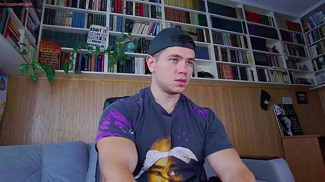 Arilas  online show from 09.27.25