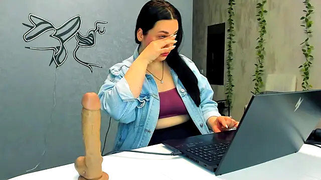 WorshipLilit online show from 01.17.26