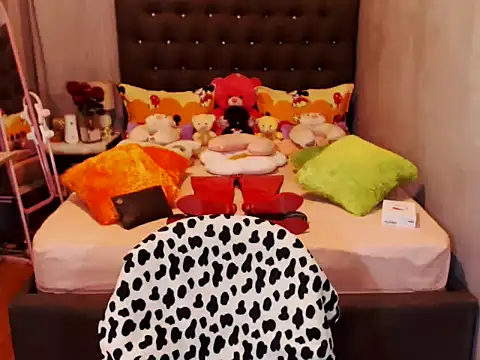 UnMarriedwifeTSX online show from 04.04.26