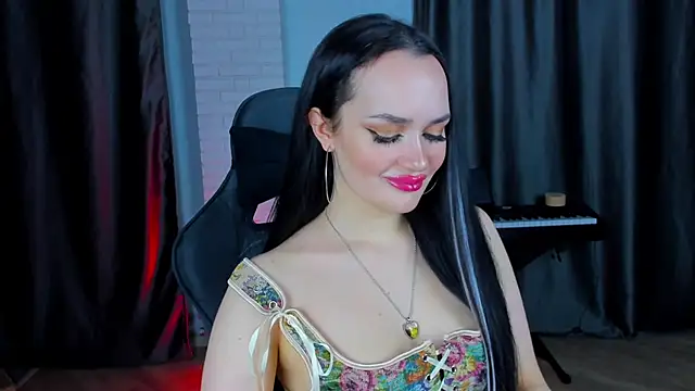 QueenAliss online show from 12.13.24