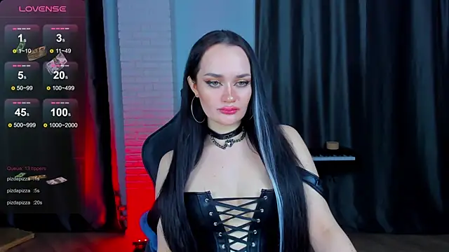 QueenAliss online show from 12.19.24