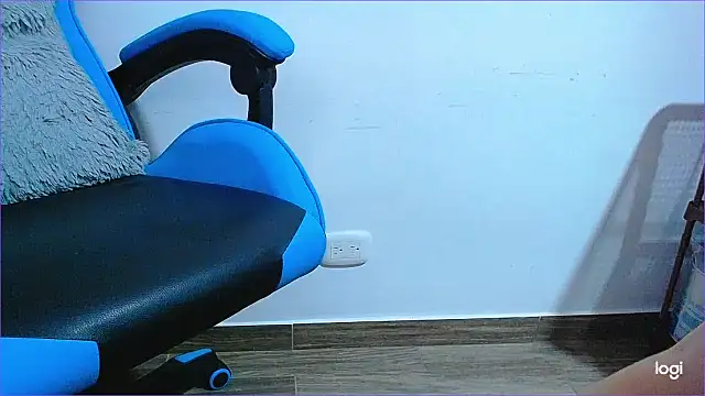 klylls squirt  online show from 02.11.25