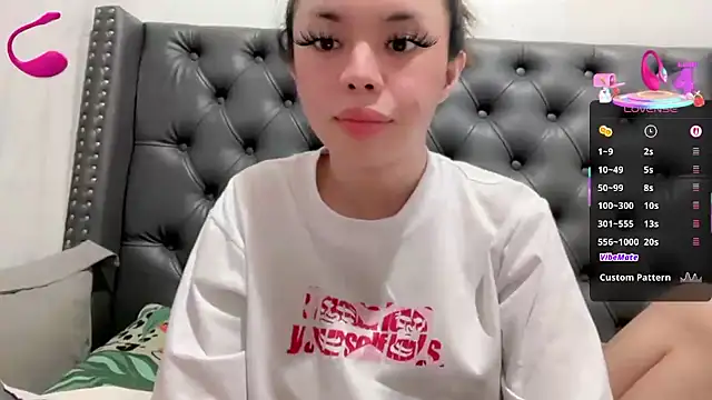 SweetCheska19 online show from 09.17.25