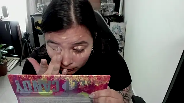 aika-dreams online show from 03.18.26