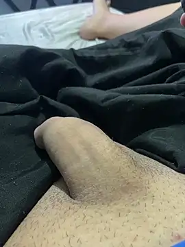 Snapshot of dustbor chatting on 02.05.25 dustbor online show from 02.05.25