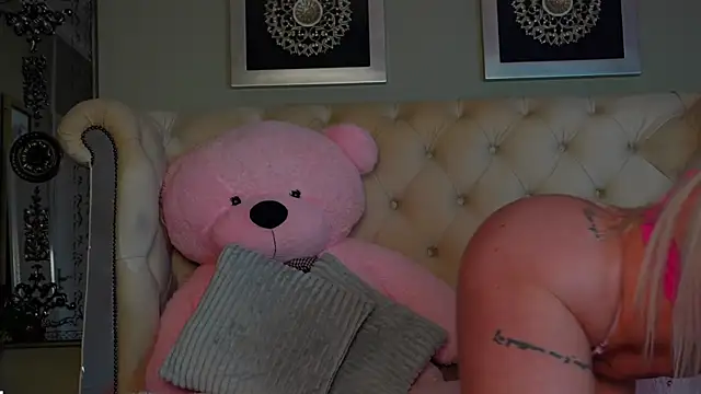 Squirt Tanya online show from 02.06.25