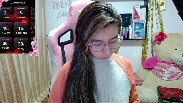 Maggie Fox3 online show from 01.06.25