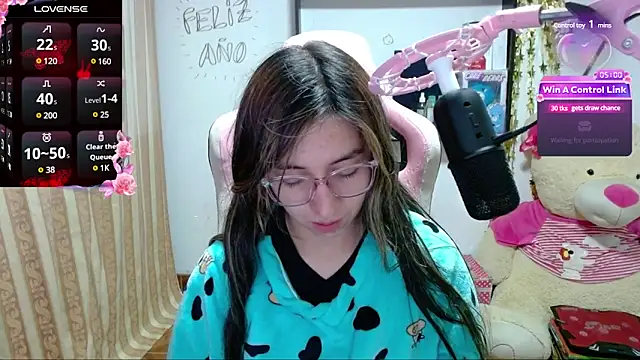 Maggie Fox3 online show from 01.07.25