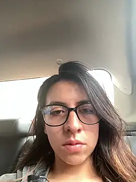 Maggie Fox3 online show from 04.07.26