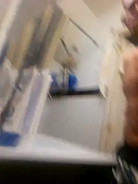 Snapshot of Bearbitheway69 chatting on 10.27.25 Bearbitheway69 online show from 10.27.25