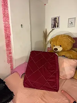 karinacortes online show from 06.10.26