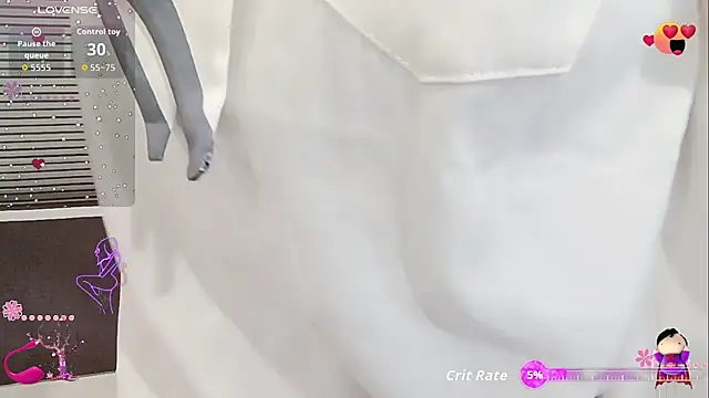 Snapshot of pelue chatting on 11.14.25 pelue online show from 11.14.25