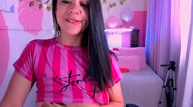 Snapshot of LATINGODDESS_X chatting on 01.13.25 LATINGODDESS X online show from 01.13.25