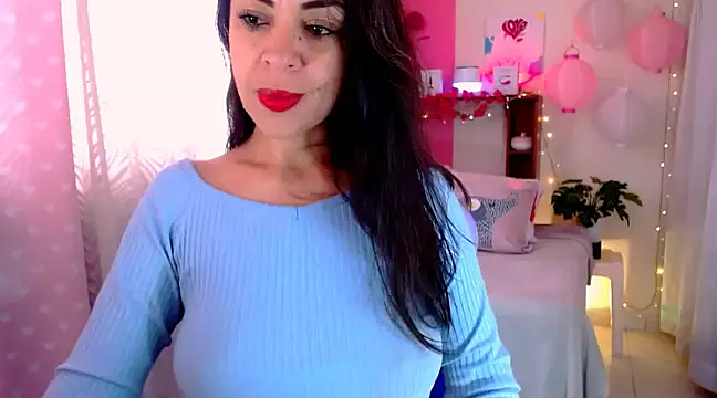 Snapshot of LATINGODDESS_X chatting on 03.21.25 LATINGODDESS X online show from 03.21.25
