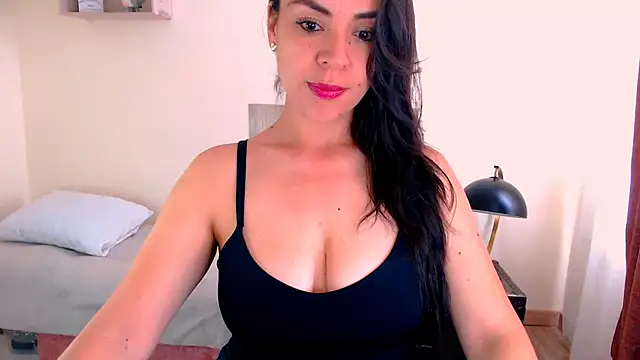 LATINGODDESS X online show from 05.04.26