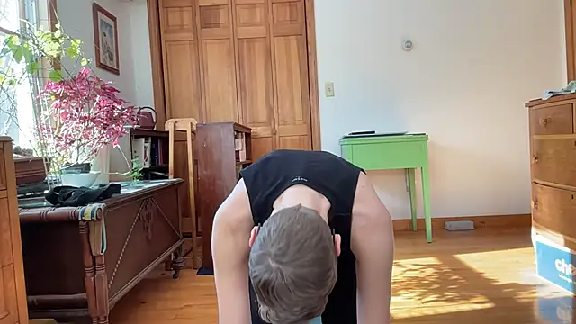 LeahWilde online show from 02.18.25