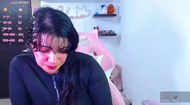 Vannessa  Shy online show from 02.04.25