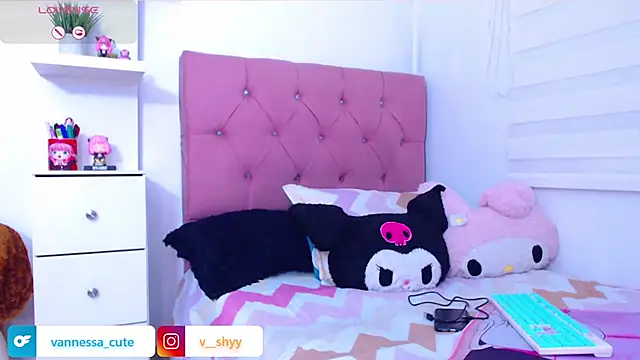 Vannessa  Shy online show from 09.11.25