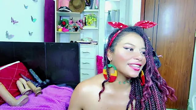 Naasha  online show from 02.16.25