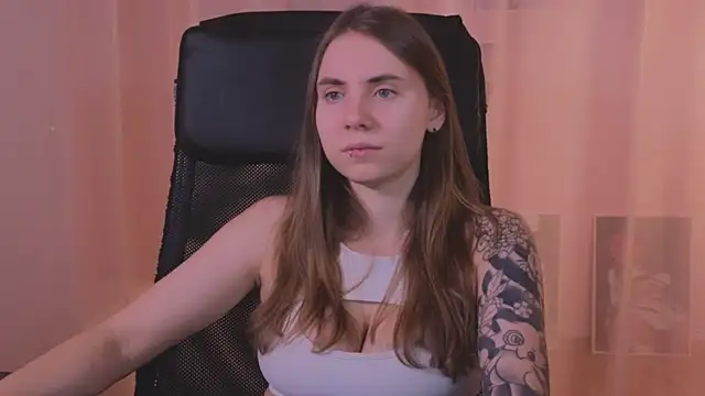  AnnaStark  online show from 12.26.24