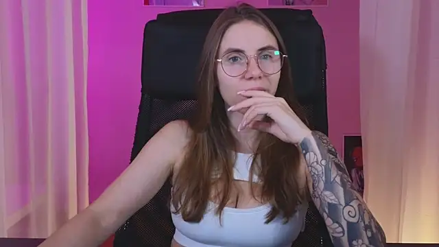  AnnaStark  online show from 01.15.25