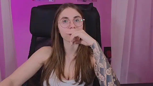  AnnaStark  online show from 02.02.25