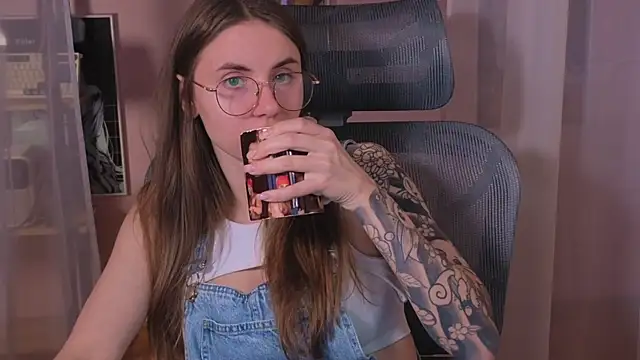  AnnaStark  online show from 11.05.25