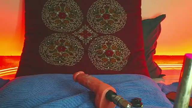 Raquel789 online show from 04.10.26