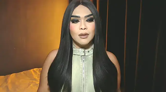 Snapshot of VictoriaEliz chatting on 12.28.24 VictoriaEliz online show from 12.28.24