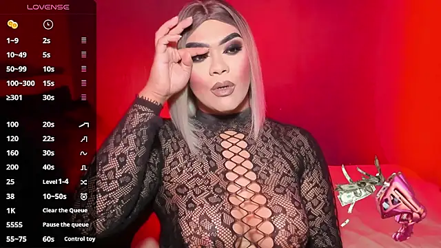 Snapshot of VictoriaEliz chatting on 09.28.25 VictoriaEliz online show from 09.28.25