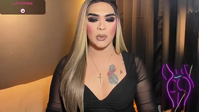 Snapshot of VictoriaEliz chatting on 11.01.25 VictoriaEliz online show from 11.01.25