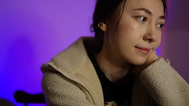 chibi moon  online show from 01.15.25