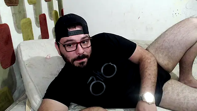 Snapshot of lucasprloco chatting on 12.13.24 lucasprloco online show from 12.13.24